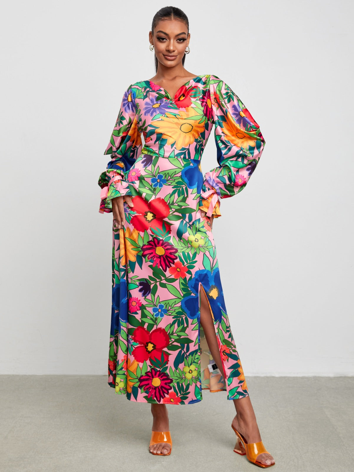 BELANGE HANDMADE X SHEIN - Floral Print Flare Sleeve Split Thigh Dress Belange Handmade BELANGE HANDMADE X SHEIN - Floral Print Flare Sleeve Split Thigh Dress Belange Handmade
